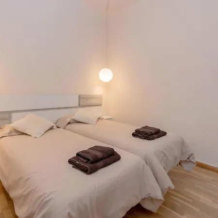 Eixample Esquerre Arago Rocafort By Interhome Apartment Barcelona