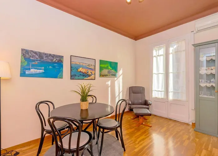 Апартаменты Eixample Esquerre Arago Rocafort By Interhome